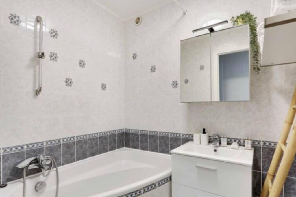 Superbe Appartement Lumineux Et Calme Saint-Ouen  Luaran gambar